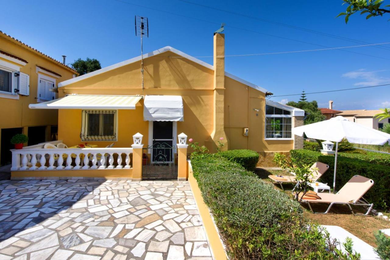 Achilleion Holiday Home Extérieur photo