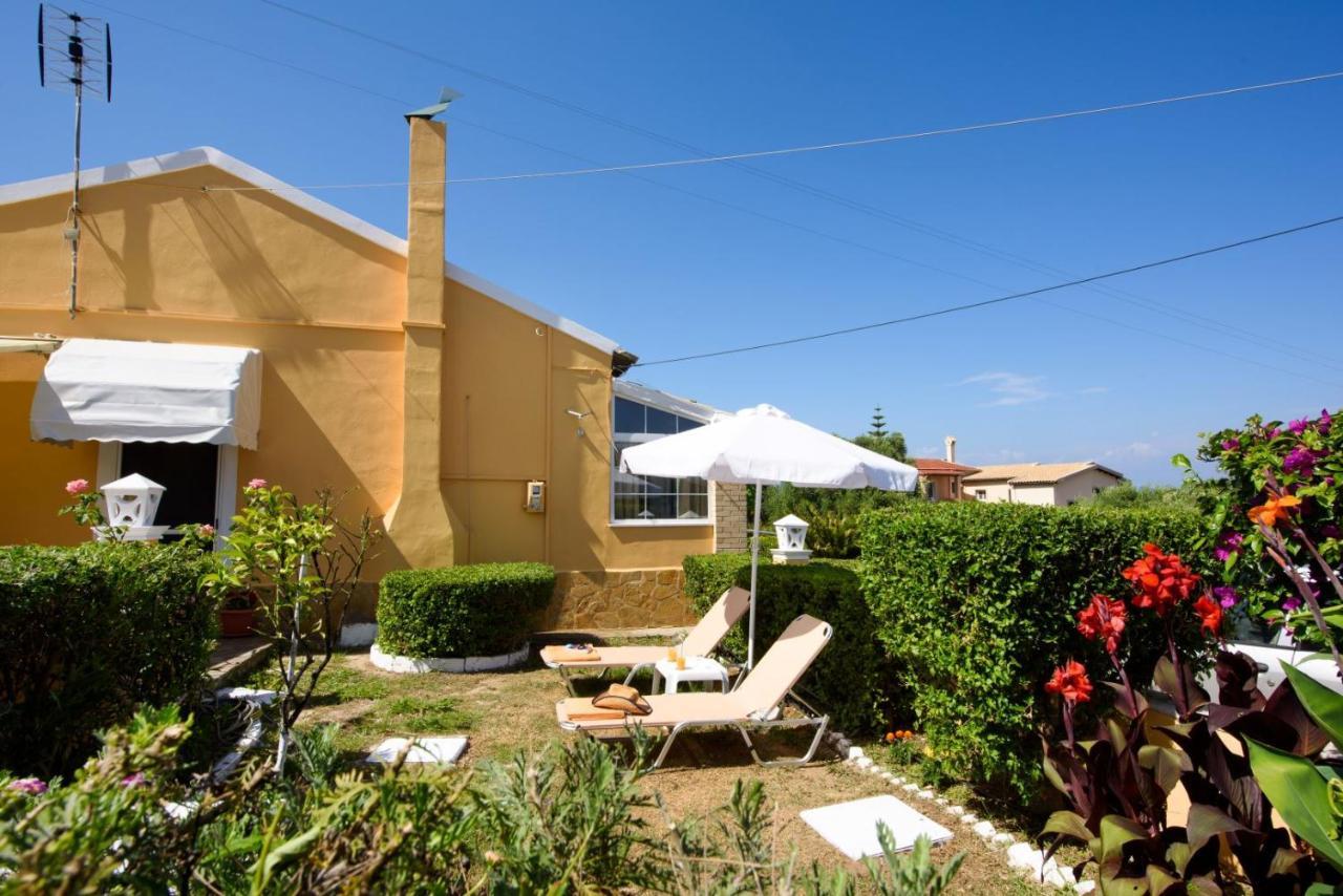 Achilleion Holiday Home Extérieur photo